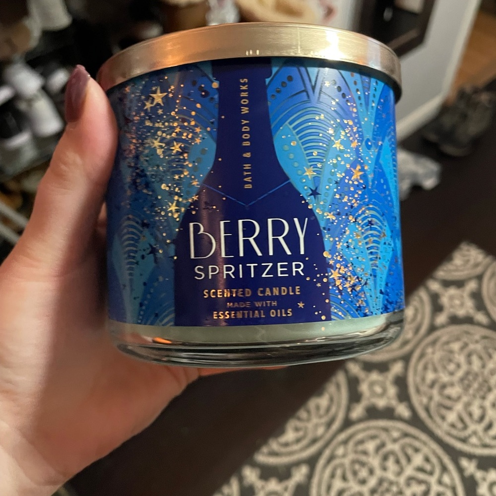 Bath and body works candle